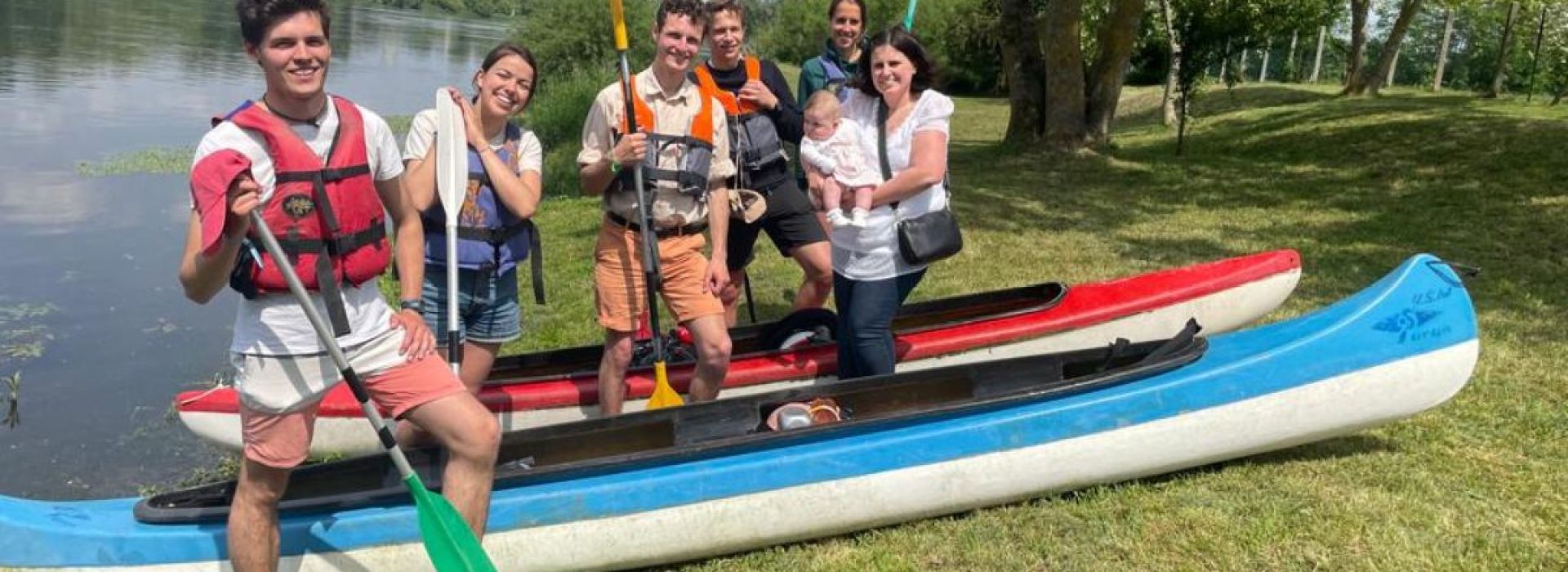martine-en-canoe-depart.jpg