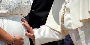[VIDÉO] Le pape François, infatigable défenseur de la vie