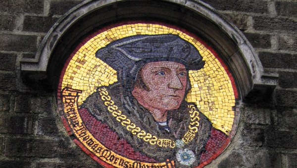 Thomas More mosaic circle