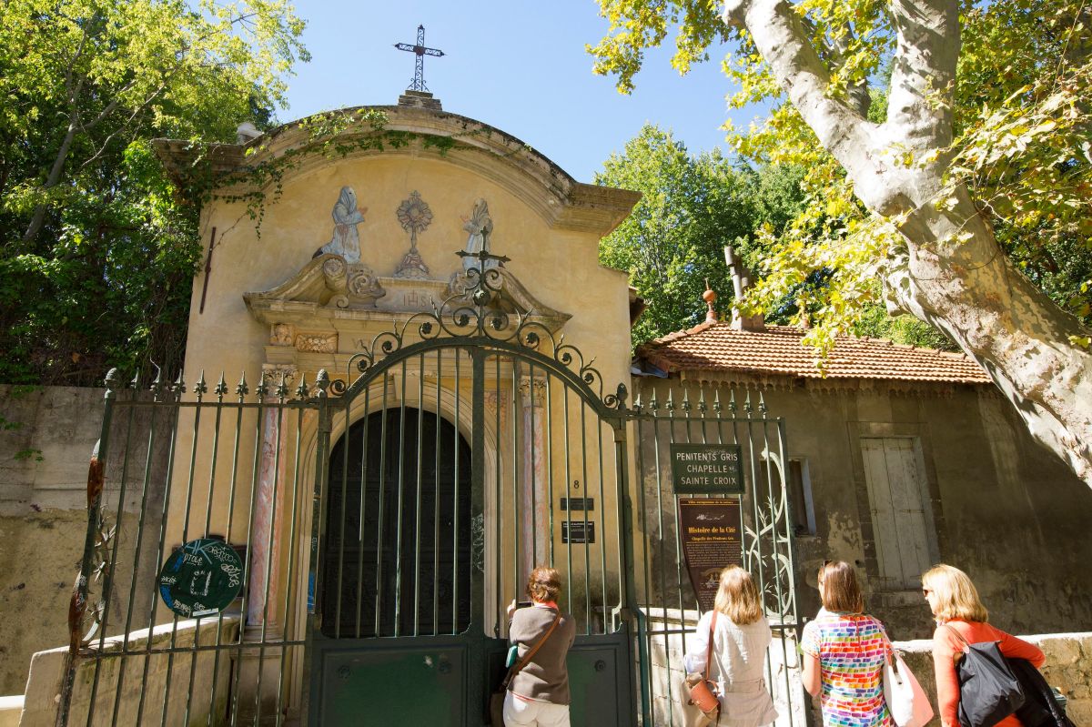 Les 12 lieux de miracles eucharistiques en France
