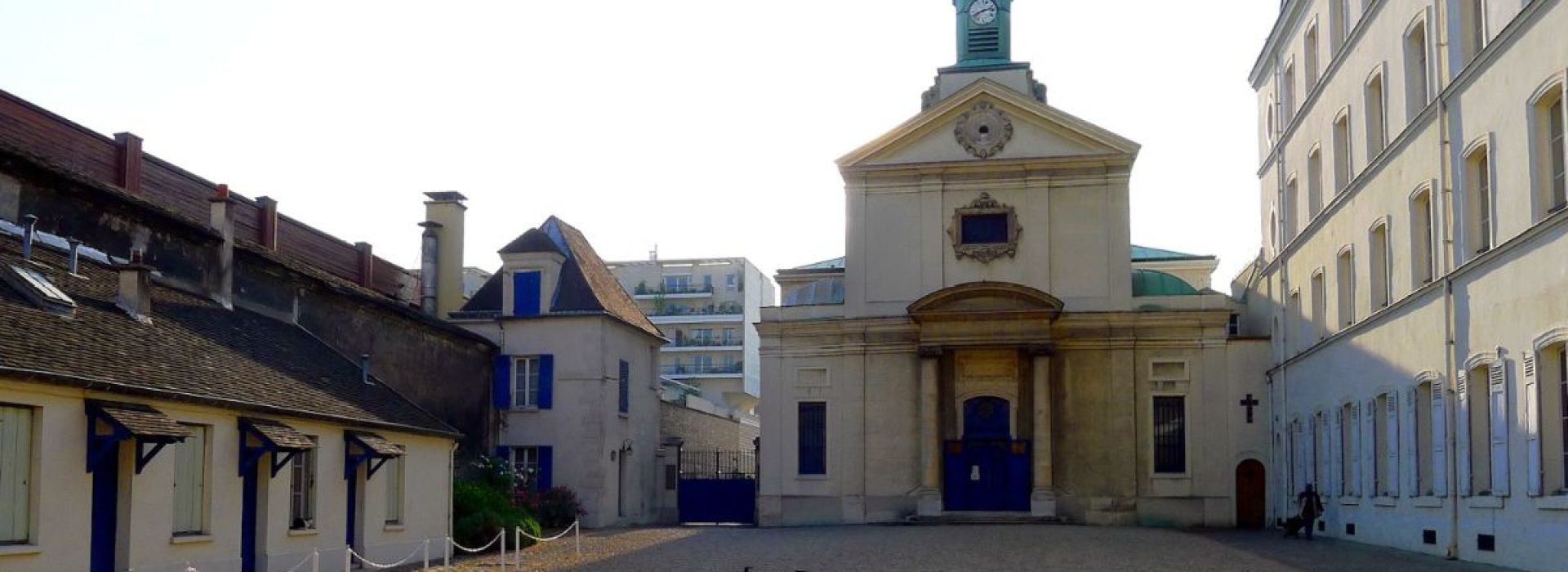 CHAPELLE-NOTRE-DAME-DE-LA-PAIX-PICPUS-.jpg