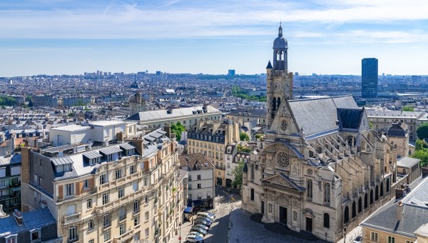 VILLE-SAINT-ETIENNE-shutterstock_1477805858.jpg