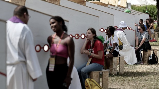 BELEM-CONFESSION-JMJ-AFP-000_33QJ7LM.