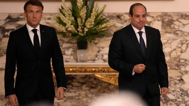 EMMANUEL-MACRON-AL-SISI