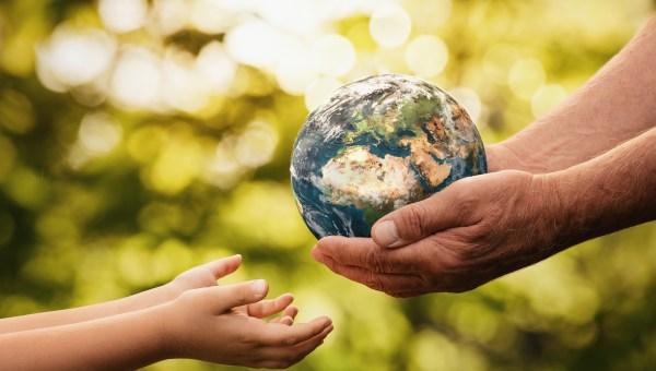 PLANETE-TERRE-ECOLOGIE-shutterstock_1211521729