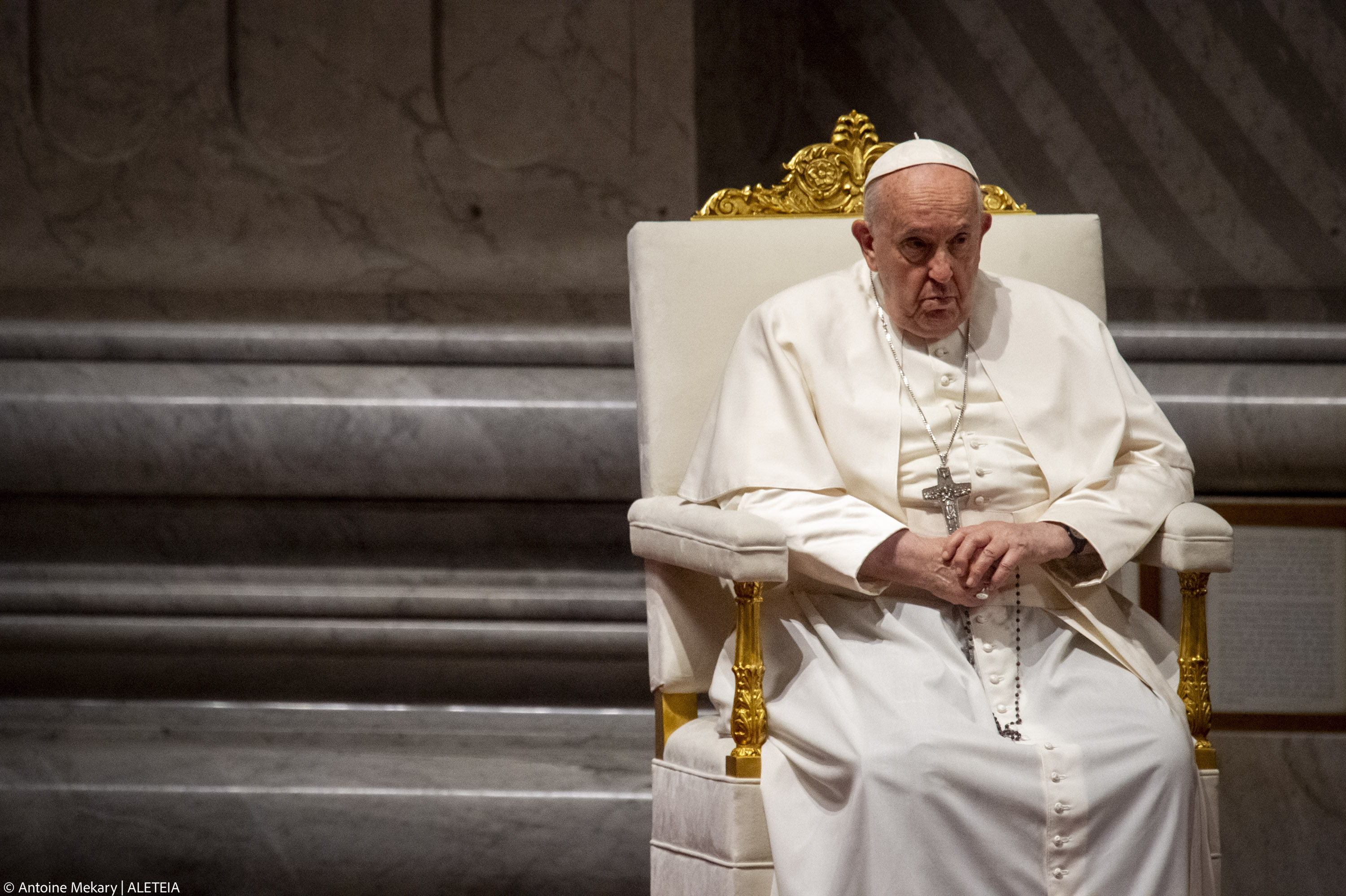 VATICAN-POPE-PRAYER-PEACE-SYNOD2023