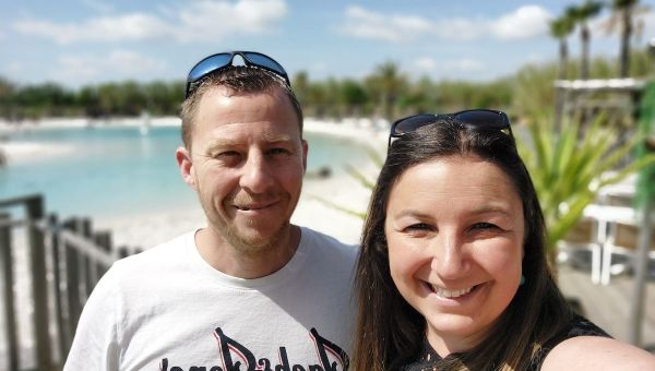 Cyril et Sarah Chauvancy.