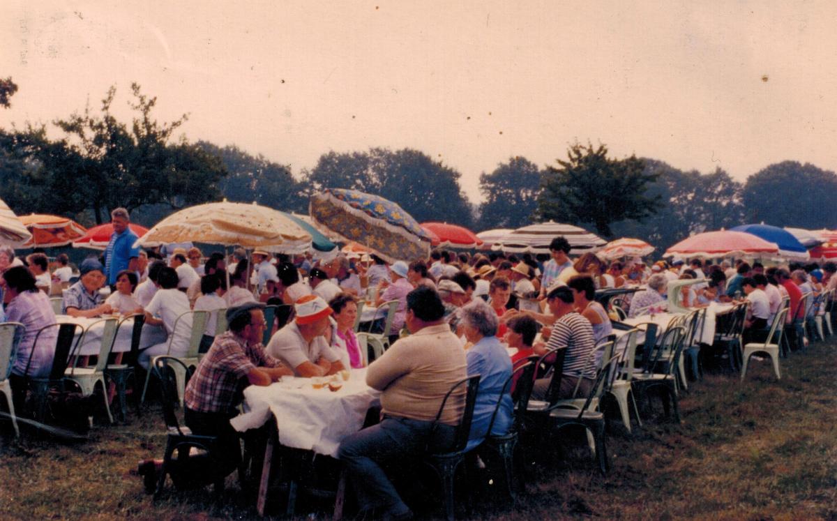 1985-Repas-champetre-du-pardon-2.jpeg