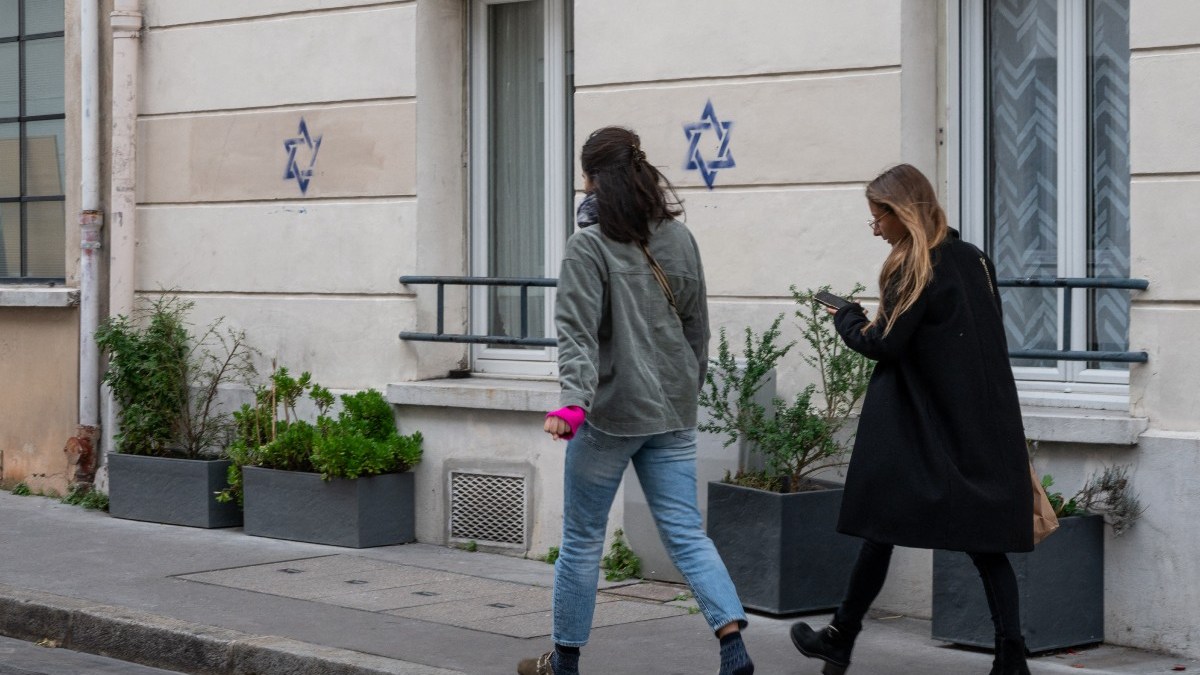 ANTISEMITE-JUIF