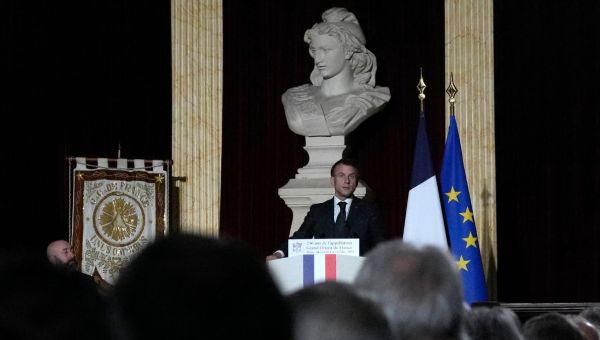 EMMANUEL-MACRON-FRANC-MACON-GRAND-ORIENT-AFP