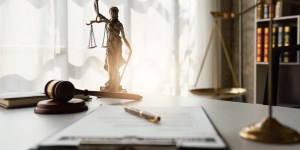 Pour sortir de la loi du ressenti, revenir au droit fondé sur le juste