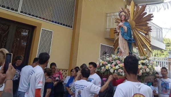 PROCESSION-NICARAGUA-FACEBOOK
