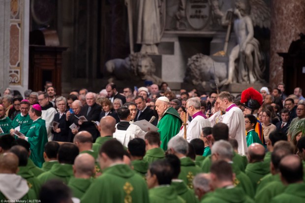 Messe du Pape à l’occasion de la Journée mondiale des pauvres