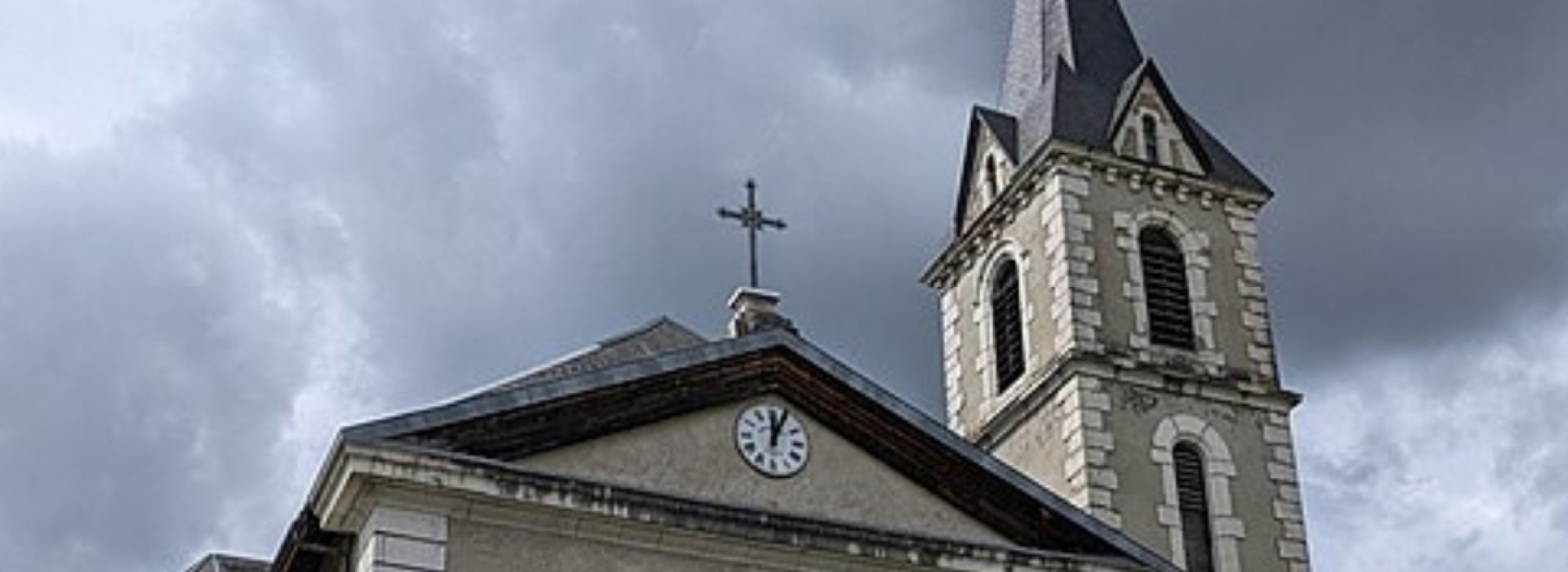 Eglise-Saint-Laurent-dArith-Savoie.jpg