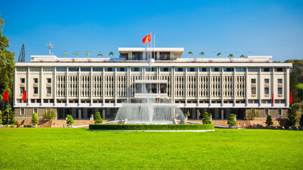 Palais-de-lIndependance-Vietnam.jpg