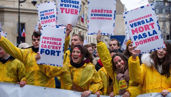 Corner Item Image - [VIDÉO] 10.000 manifestants à la Marche pour la vie
