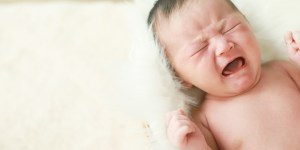 Faim, fatigue, inconfort… Comment comprendre les pleurs d&#8217;un bébé ?