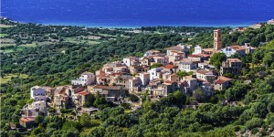 « Le village préféré des Français »… mais aussi le plus beau clocher !