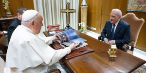 Martin Scorsese va porter à l&#8217;écran les dernières interviews filmées du pape François