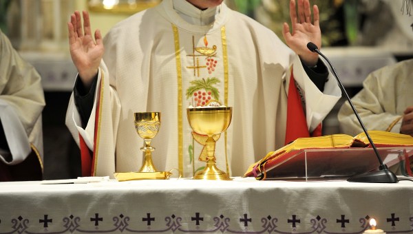 Catholic Mass, Consecration