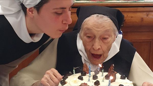 religieuse, anniversaire, vieillesse