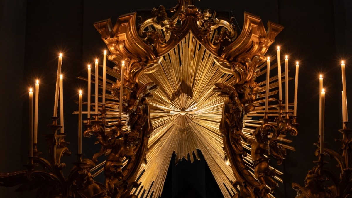 Machine des quarantes heures restaurée et illuminée - Musées du Vatican