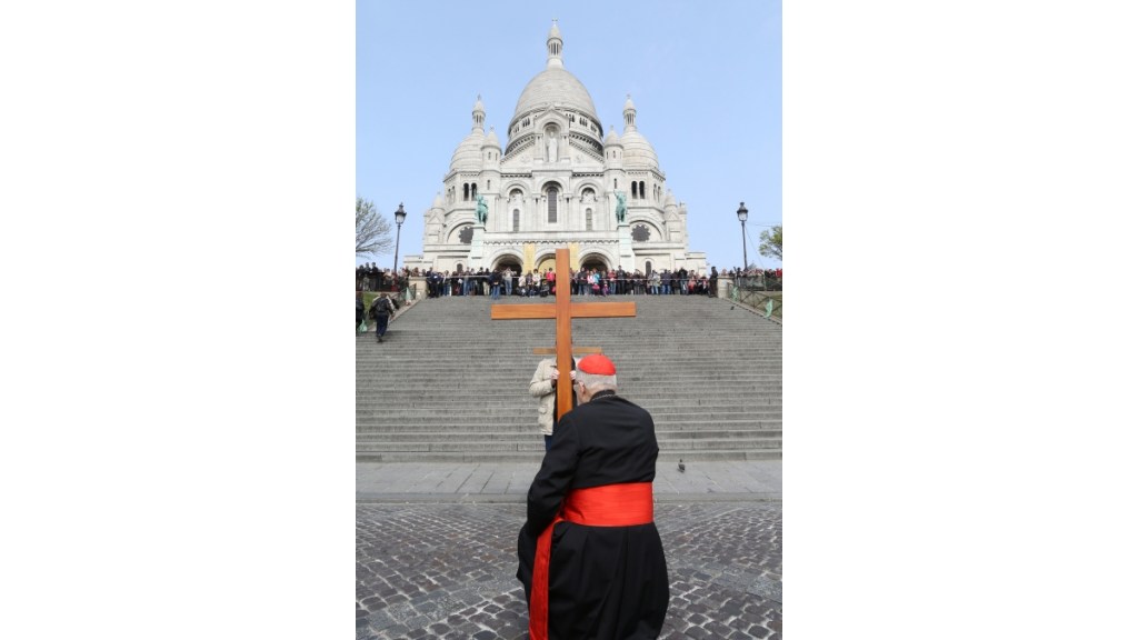 Chemin de Croix Paris Montmartre, passion du christ croix