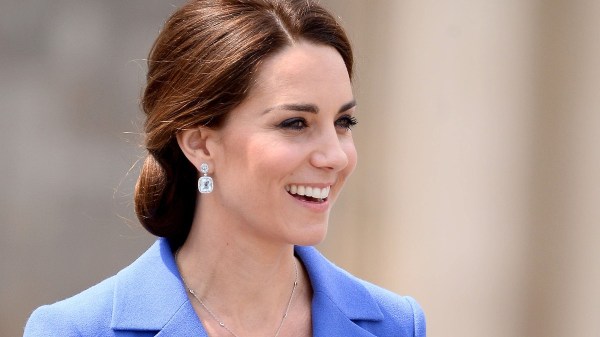 Kate Middleton et le prince William ont souhaité exprimer leur soutien aux victimes et aux pompiers engagés dans la lutte contre les flammes.