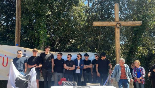 CORSE-VILLAGE-CALVAIRE-X