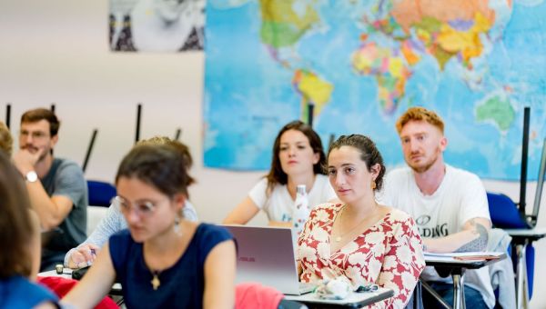 ETUDIANTS-IRCOM-Laure-Helene-Arnauld