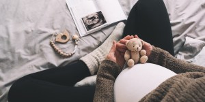 Après plusieurs avortements, elle choisit l&#8217;adoption