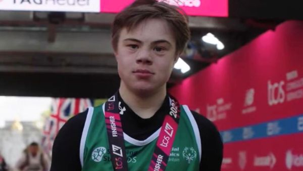 Lloyd-Martin-capture-X