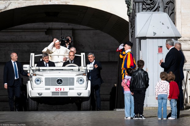 Audience générale du 17 avril 2024