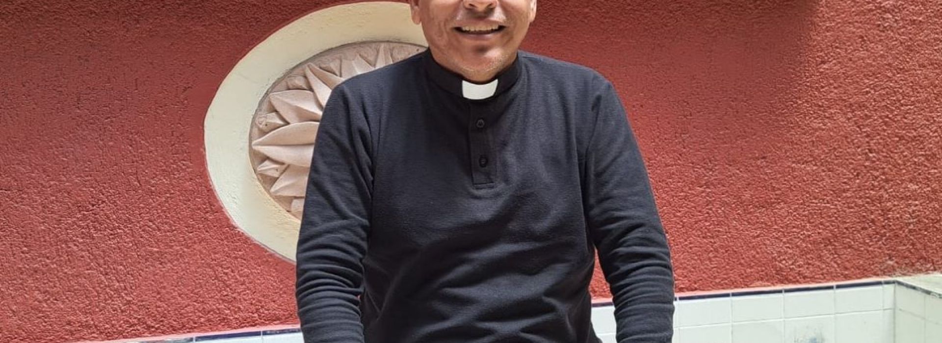 Sacerdote invidente