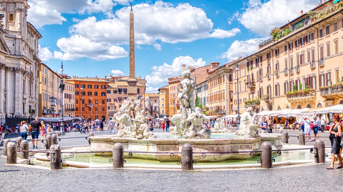 place-Navone-ITALIE-shutterstock