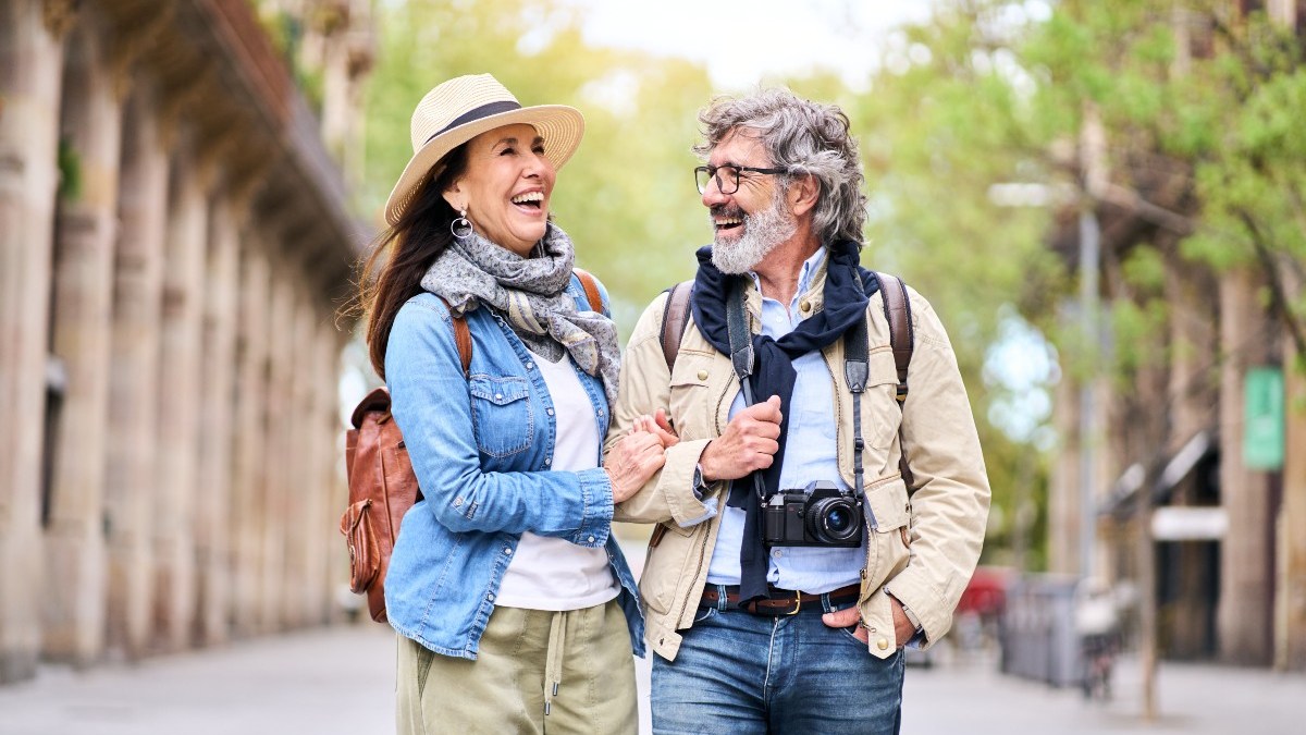 COUPLE-WALKING-STREET.jpg