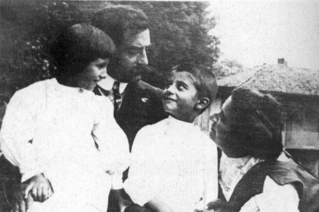 Pier Giorgio Frasatti and family