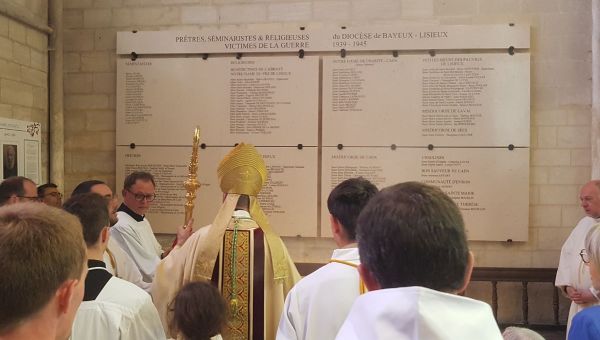 normandie, débarquement, 1944, Bayeux, Lisieux, seconde guerre mondiale, france, histoire