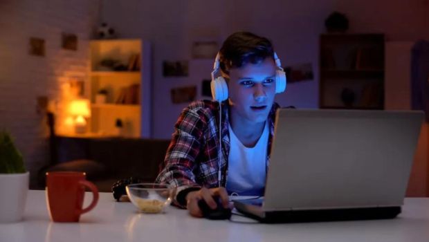 Dzieci a pornografia - trzy sposoby, jak je chronić