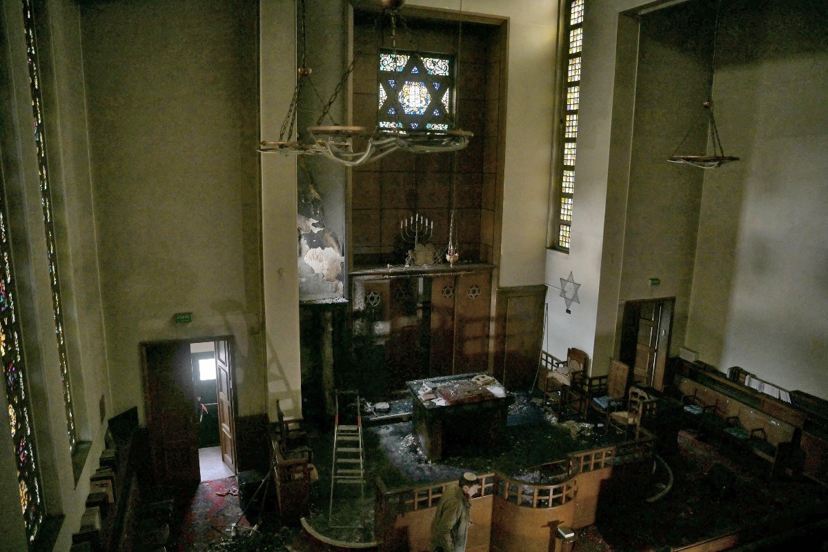 SYNAGOGUE-ROUEN.jpg