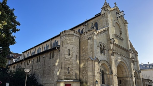 paris, notre-dame du travail, église