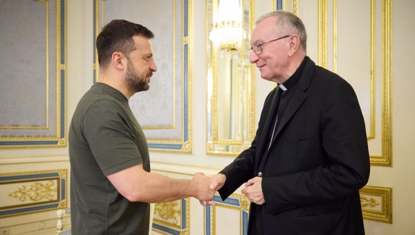 Corner Item Image - Volodymyr Zelensky transmet une liste de prisonniers ukrainiens au Saint-Siège