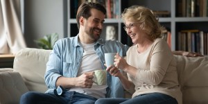 Six clés pour cultiver une belle relation avec son enfant devenu adulte
