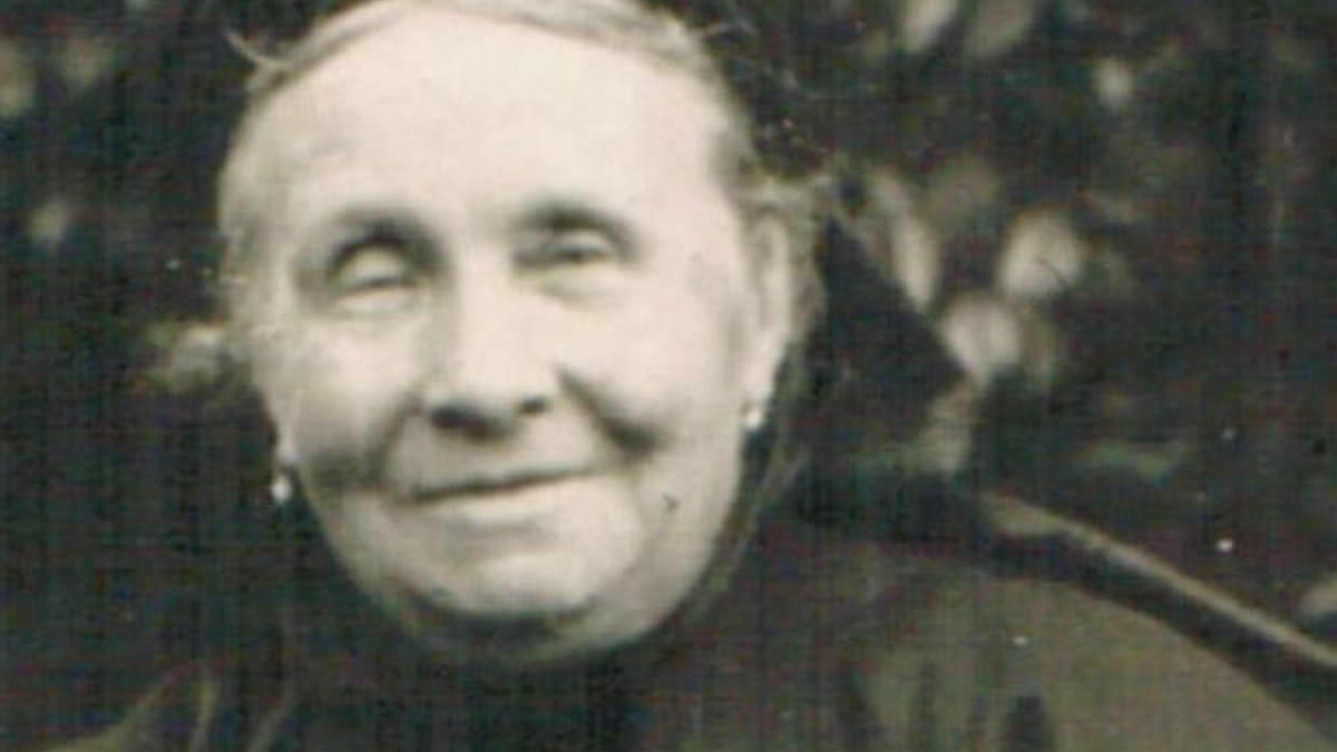ESTELLE-FAGUETTE.jpg