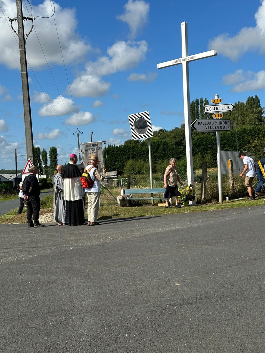 À Pellevoisin, cinq calvaires restaurés pour la gloire de Marie