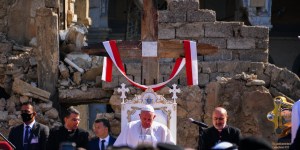 Deux attentats déjoués lors du voyage du pape François en Irak en 2021