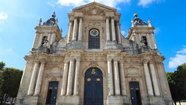 SAINT-LOUIS-DE-VERSAILLES-CATHEDRALE