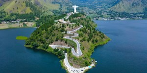 De l&#8217;Indonésie à l&#8217;Argentine, Jésus et Marie au plus près des Cieux !