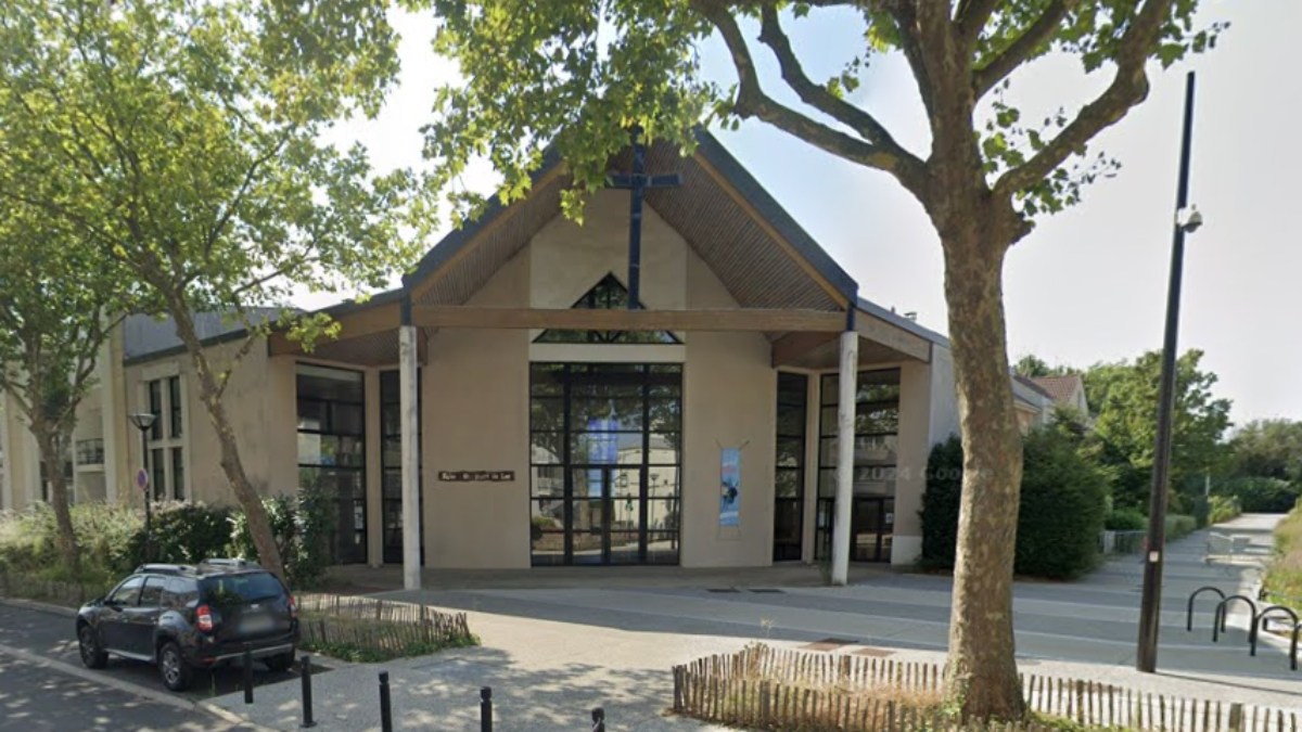 eglise-saint-pierre-du-lac-montingy-le-bretonneux.jpg