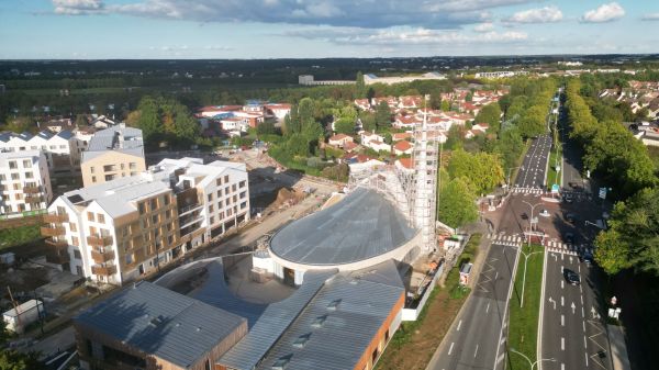 2024_05__StJoLeB_Vue_ensemble_avec_ville